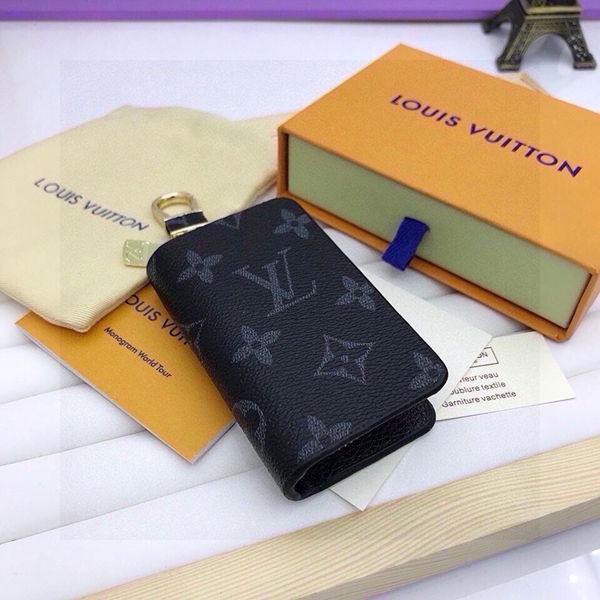 ブランドキーホルダー着用イメージ